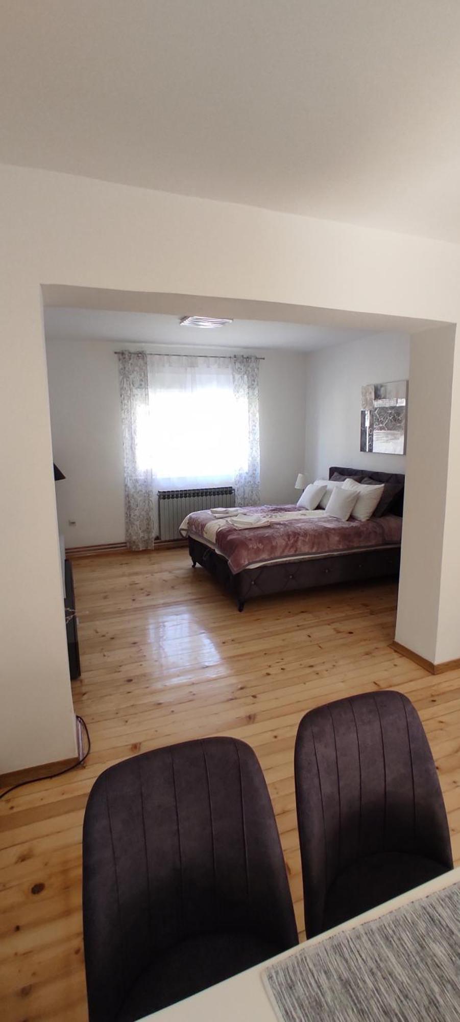 Apartmani Kacara Sremski Karlovci Esterno foto